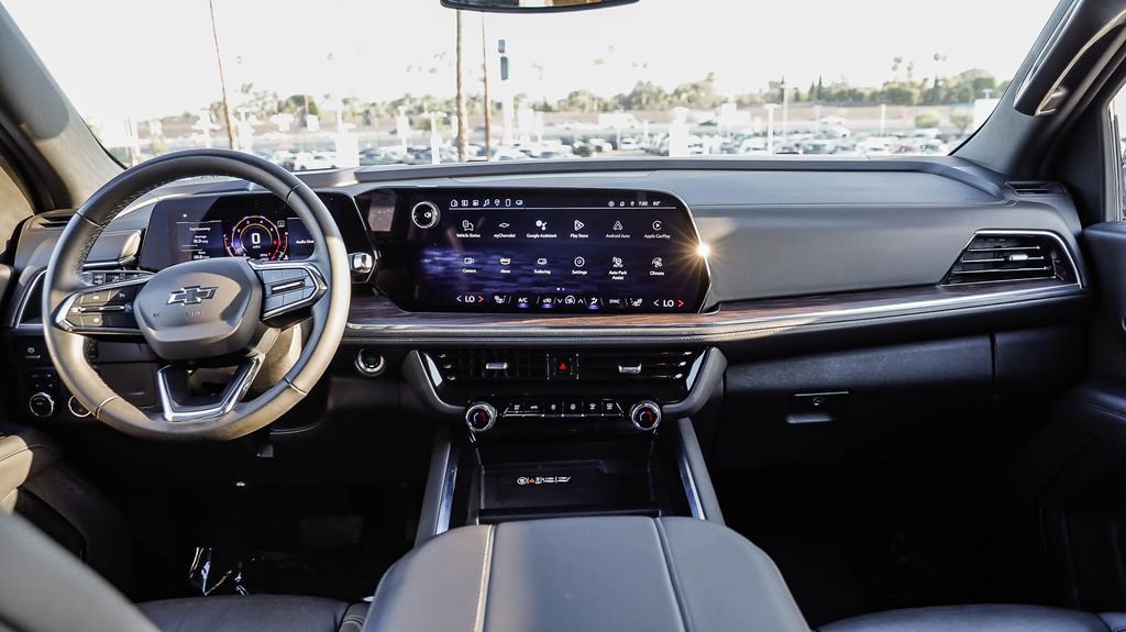 Used 2025 Chevrolet Tahoe Z71 image 15