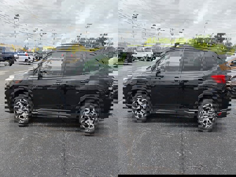 Used 2020 Subaru Forester Premium image 6
