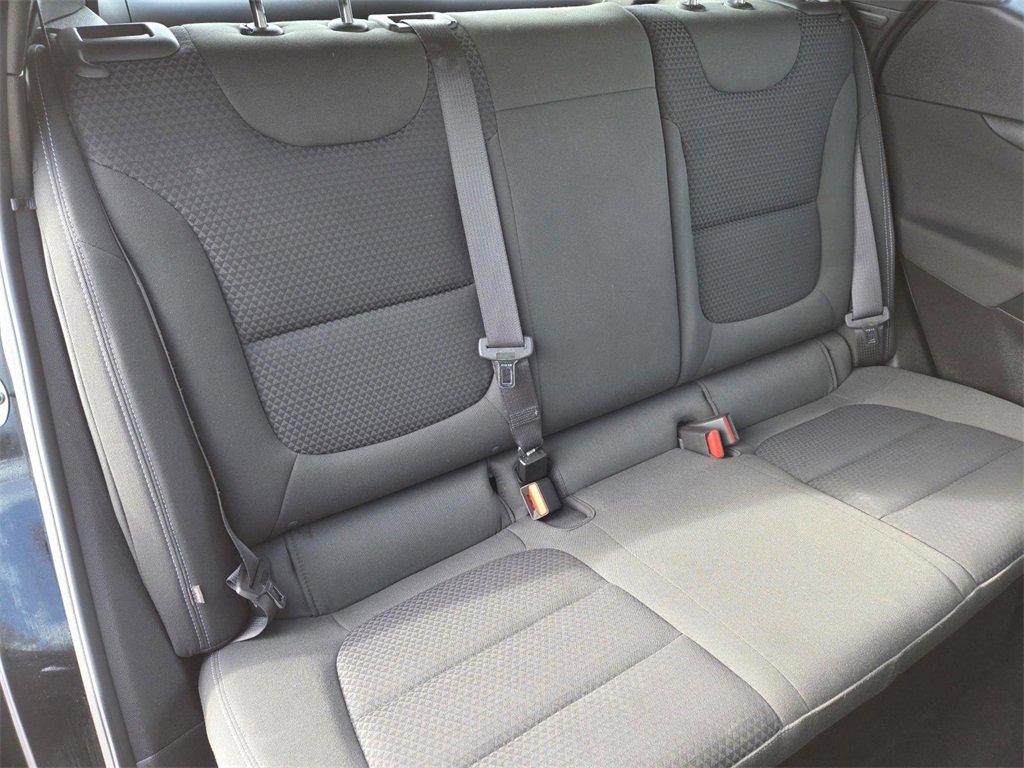 Used 2023 Chevrolet Bolt EUV LT w/ Redline Edition image 17