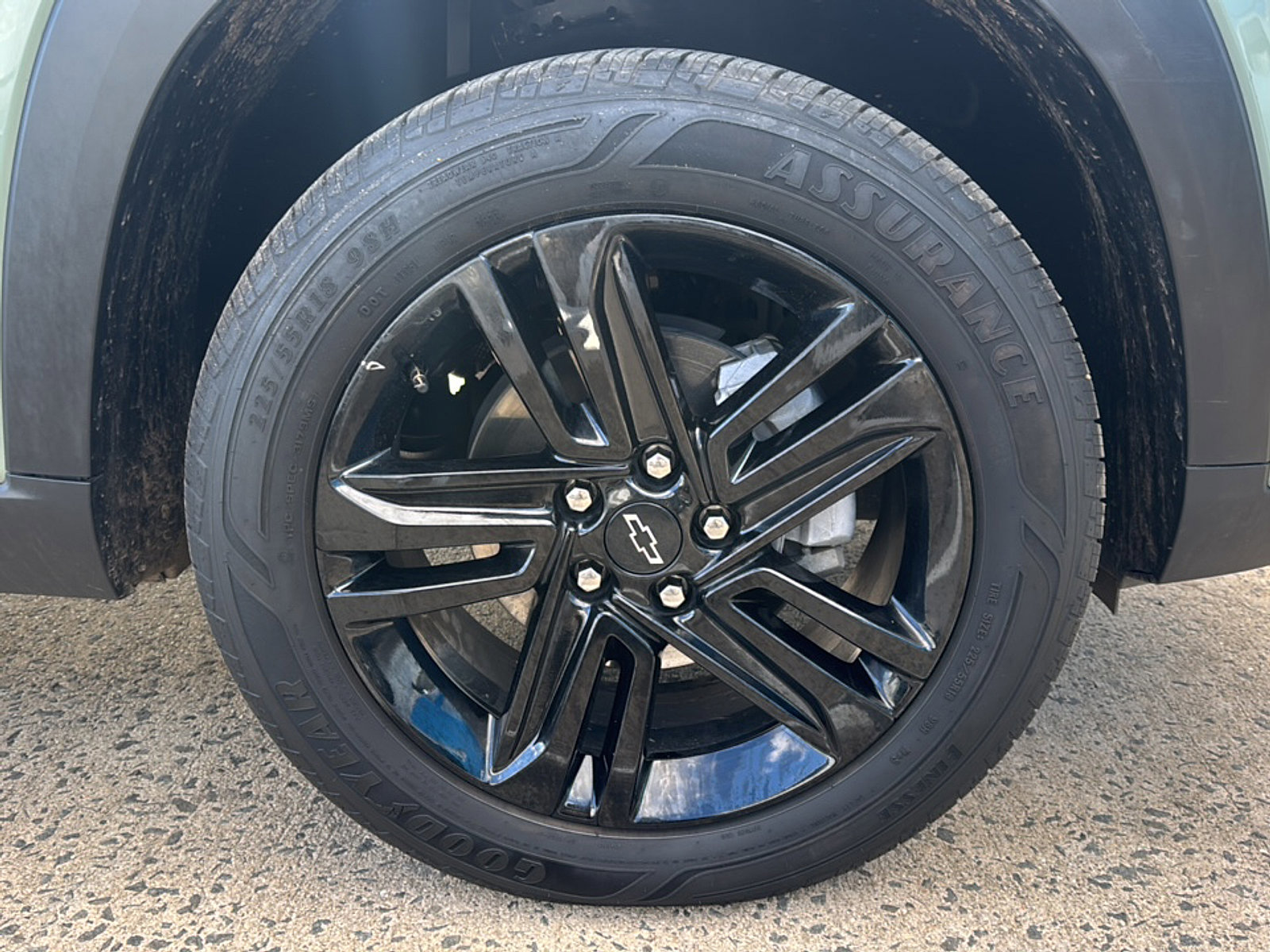 Used 2024 Chevrolet Trax ACTIV w/ Driver Confidence Package image 42