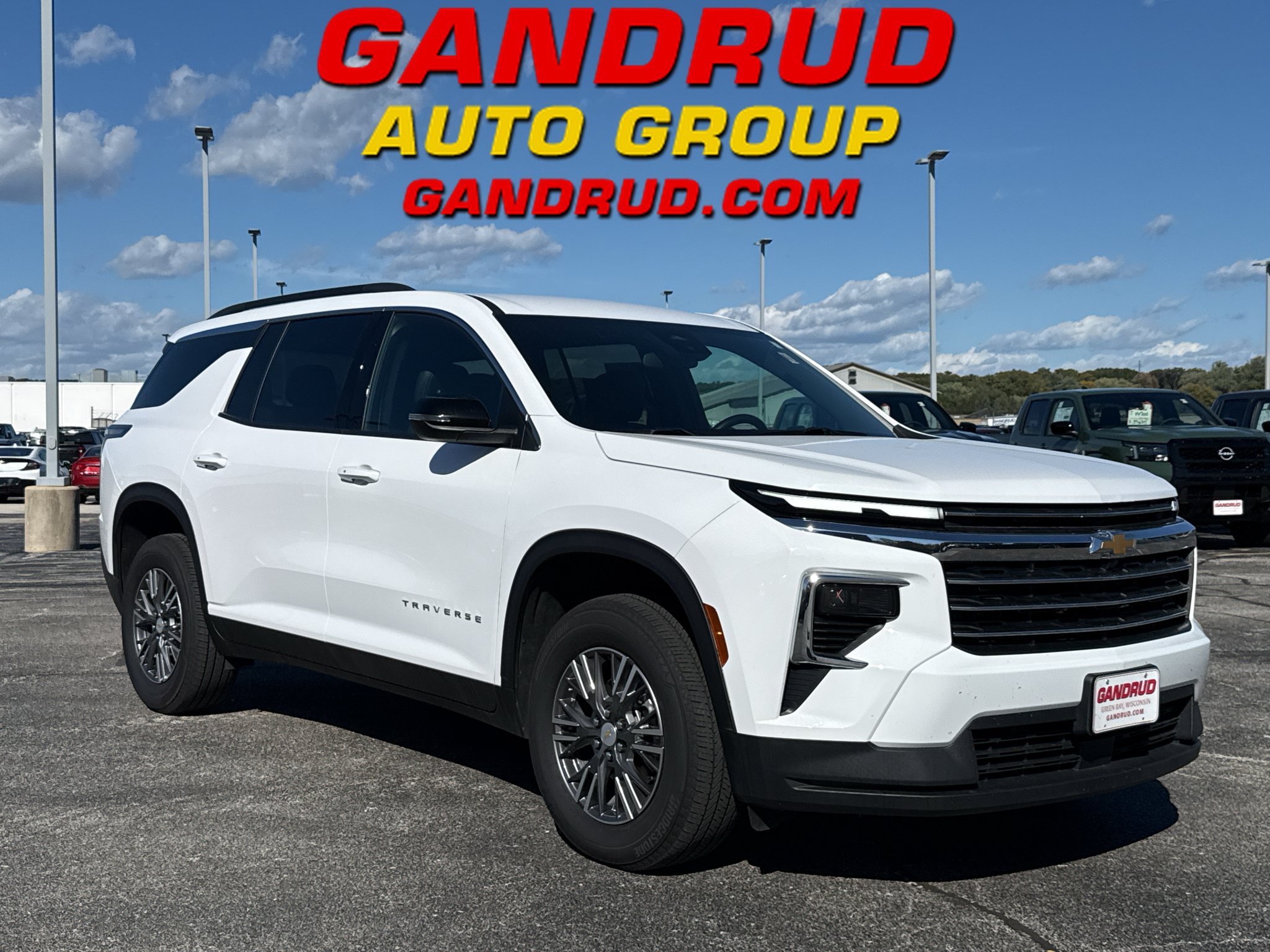 Certified 2026 Chevrolet Traverse LT AWD/4WD image 1