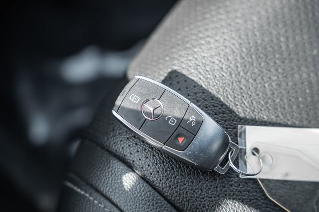 Used 2024 Mercedes-Benz GLE 450e 4MATIC image 47