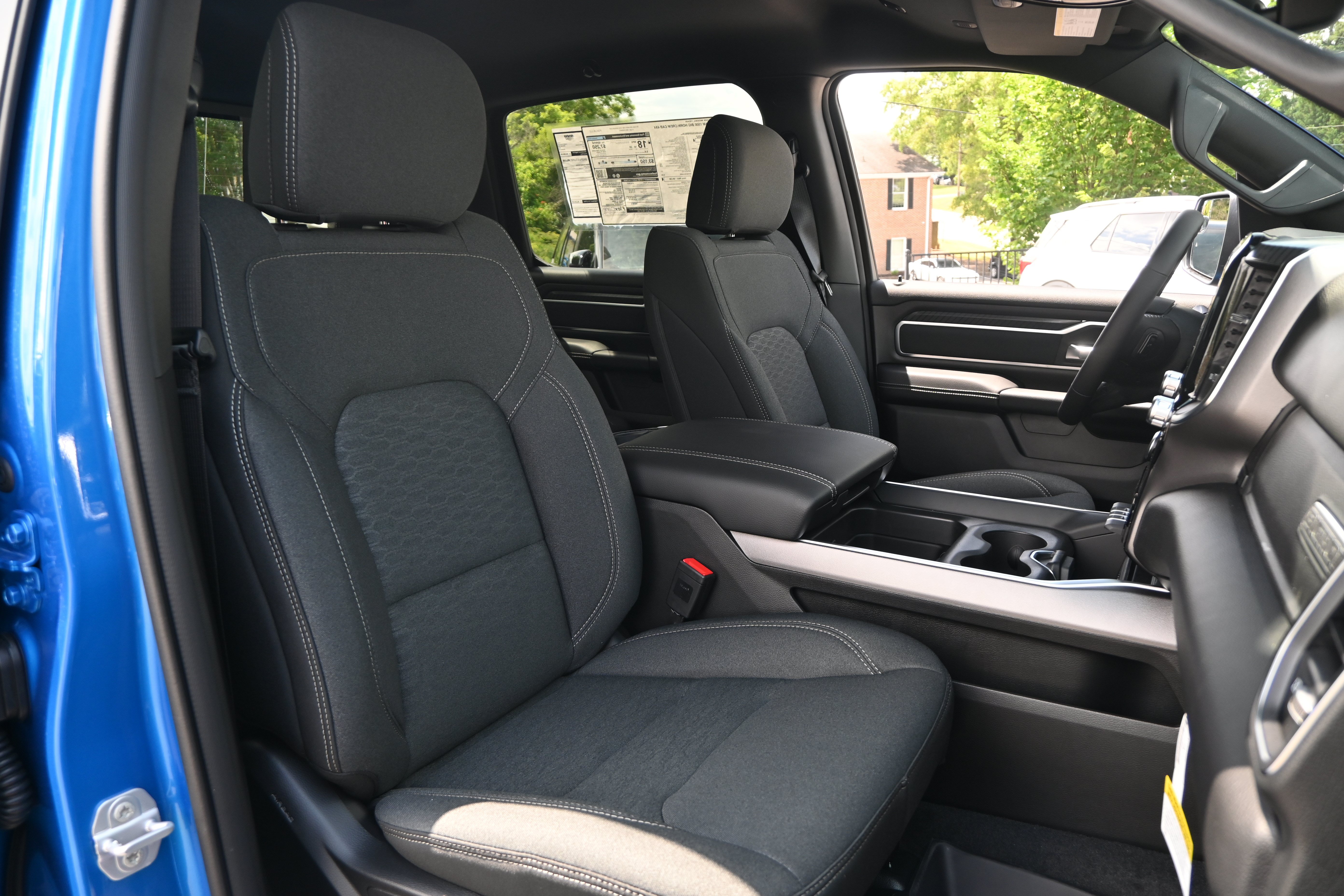 New 2026 RAM 1500 Big Horn AWD/4WD image 34