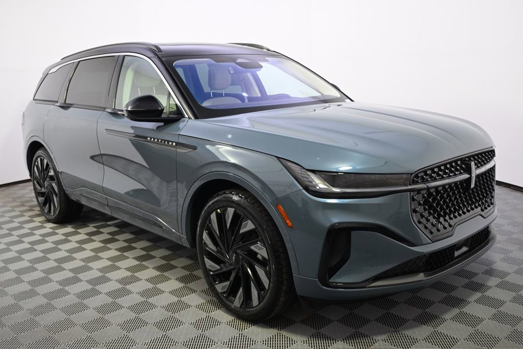 New 2026 Lincoln Nautilus Black Label w/ Jet Appearance Package image 8