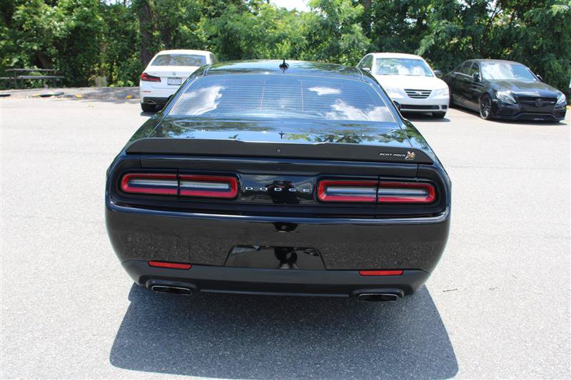 Used 2022 Dodge Challenger R/T Scat Pack w/ Plus Package RWD image 7