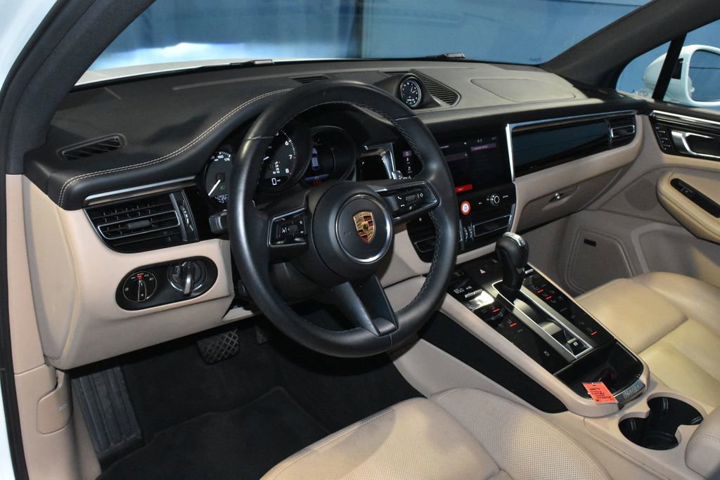 Used 2022 Porsche Macan image 4