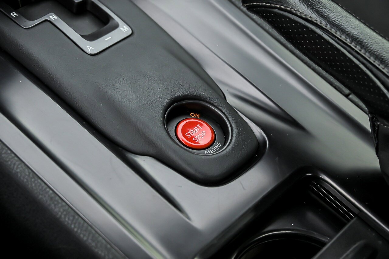 Used 2013 Nissan GT-R Premium AWD/4WD image 35