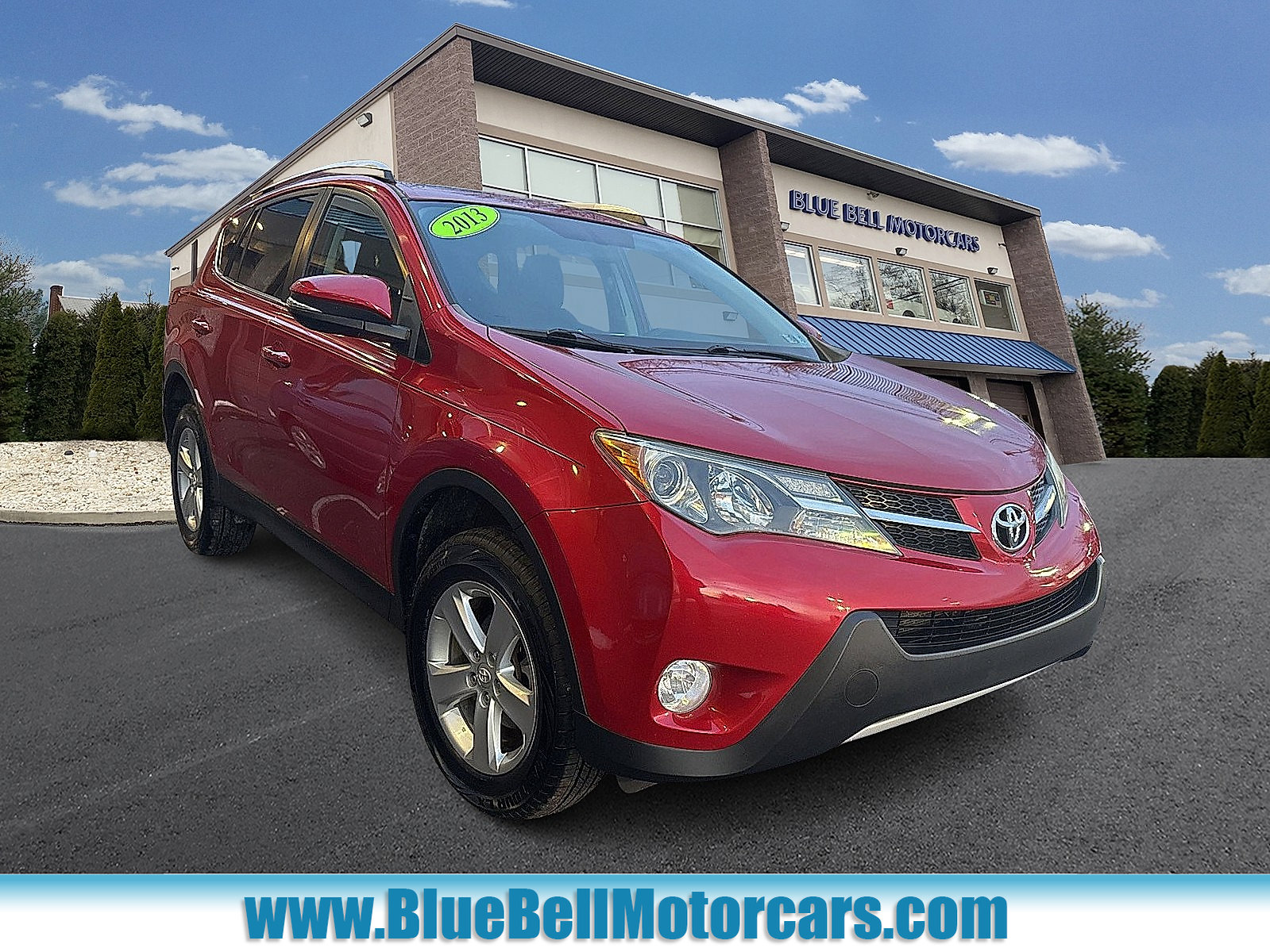 Used 2013 Toyota RAV4 XLE image 1