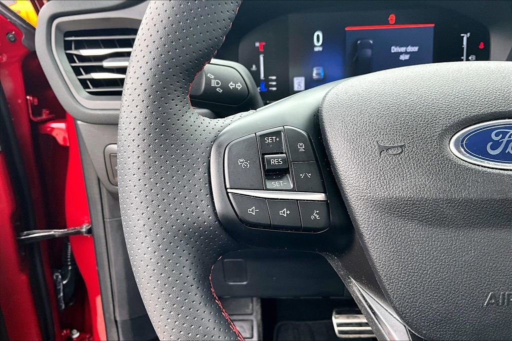 Used 2024 Ford Escape ST-Line w/ Tech Pack #1 image 18