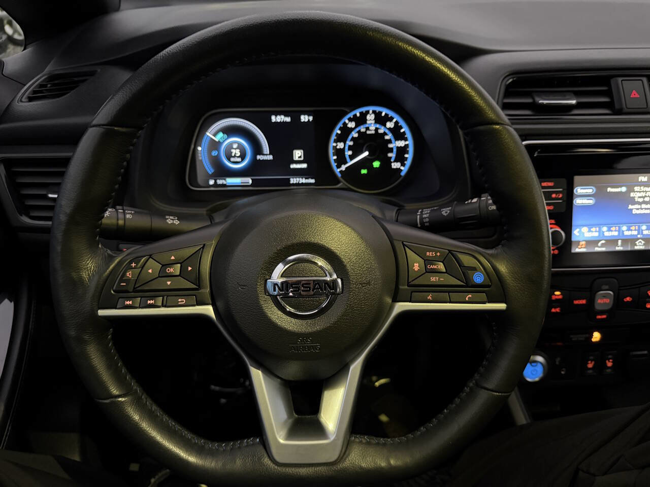 Used 2019 Nissan Leaf SL w/ SL Technology Package image 17