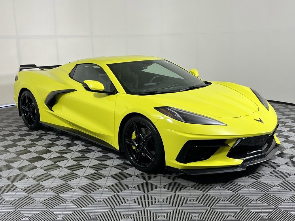 Used 2022 Chevrolet Corvette Stingray w/ Z51 Performance Package image 2