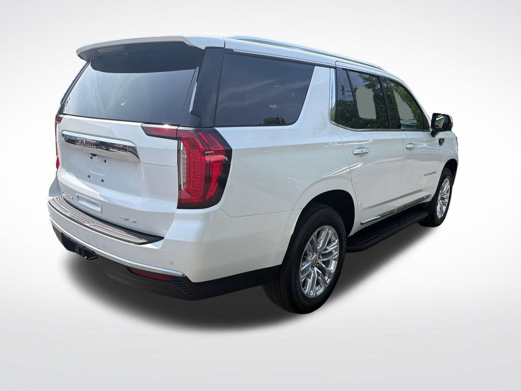 Certified 2023 GMC Yukon SLT w/ SLT Luxury Package AWD/4WD image 8