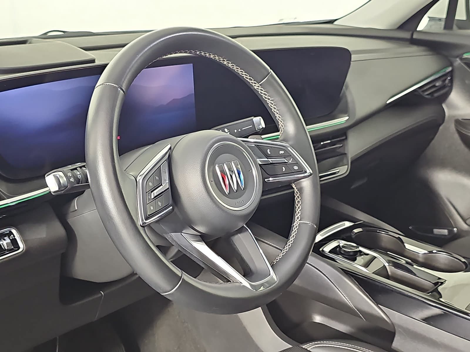 Used 2024 Buick Envision Preferred AWD/4WD image 15