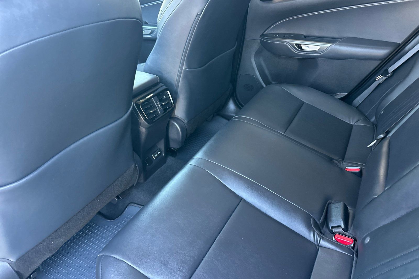 Used 2025 Lexus NX 350 AWD w/ Cold Area Package image 9