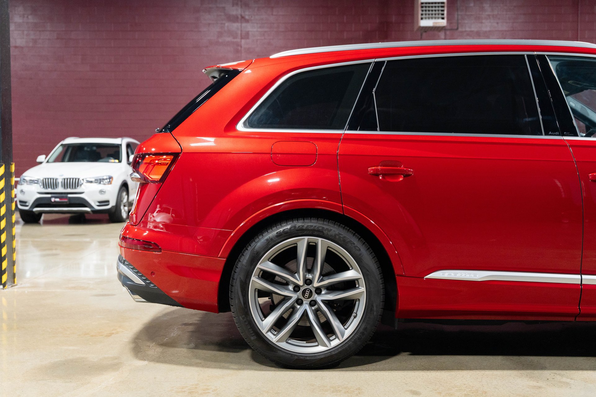 Used 2025 Audi SQ7 Prestige w/ Prestige Package AWD/4WD image 21