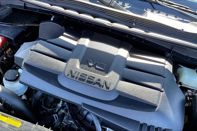 Used 2024 Nissan Titan SV w/ SV Convenience Package image 26