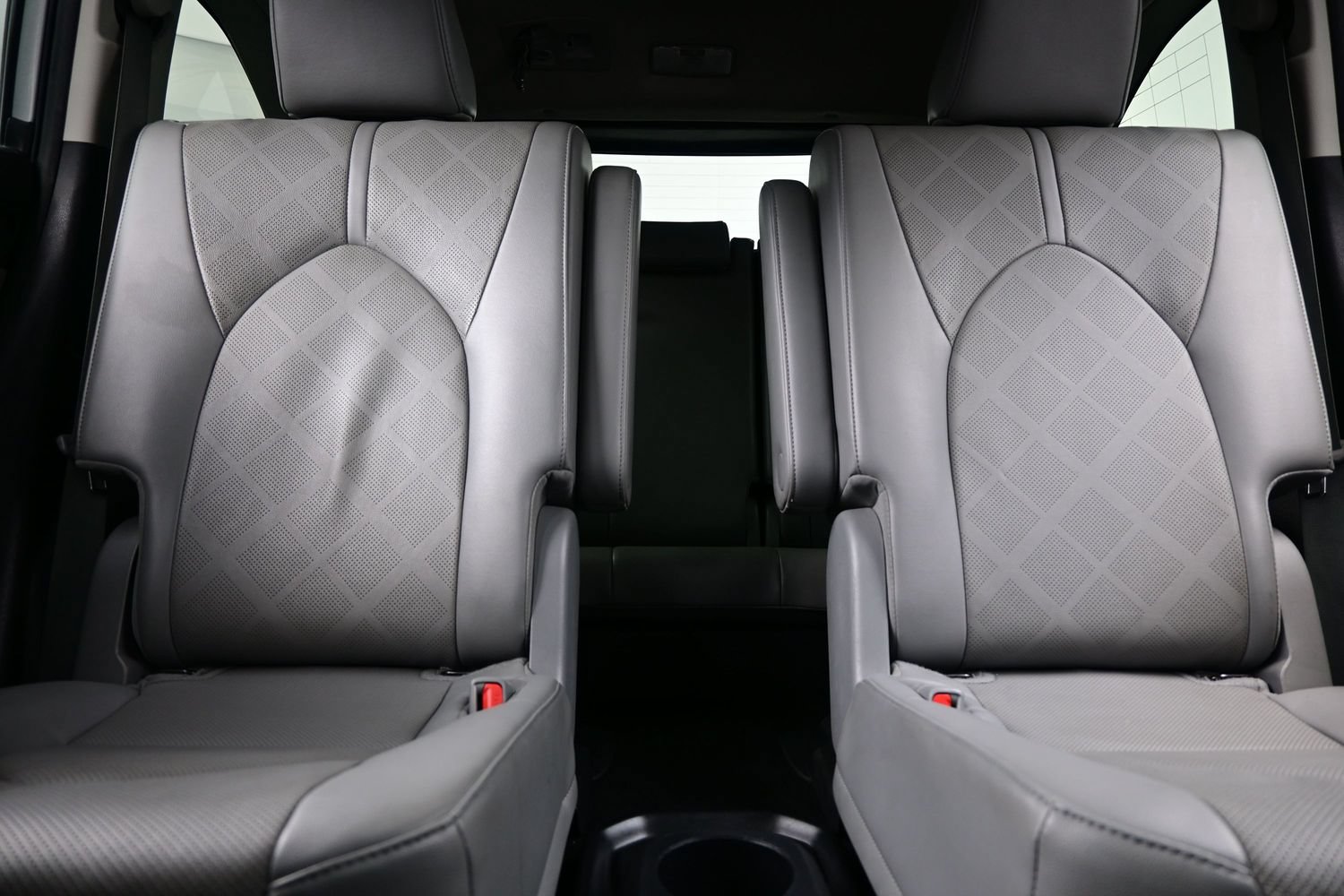 Used 2023 Toyota Highlander Platinum AWD/4WD image 16