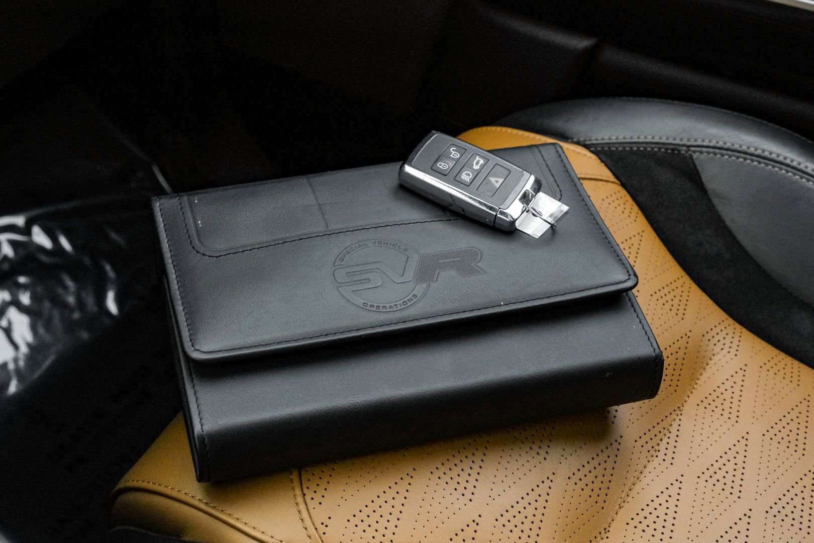 Used 2020 Land Rover Range Rover Sport SVR AWD/4WD image 77