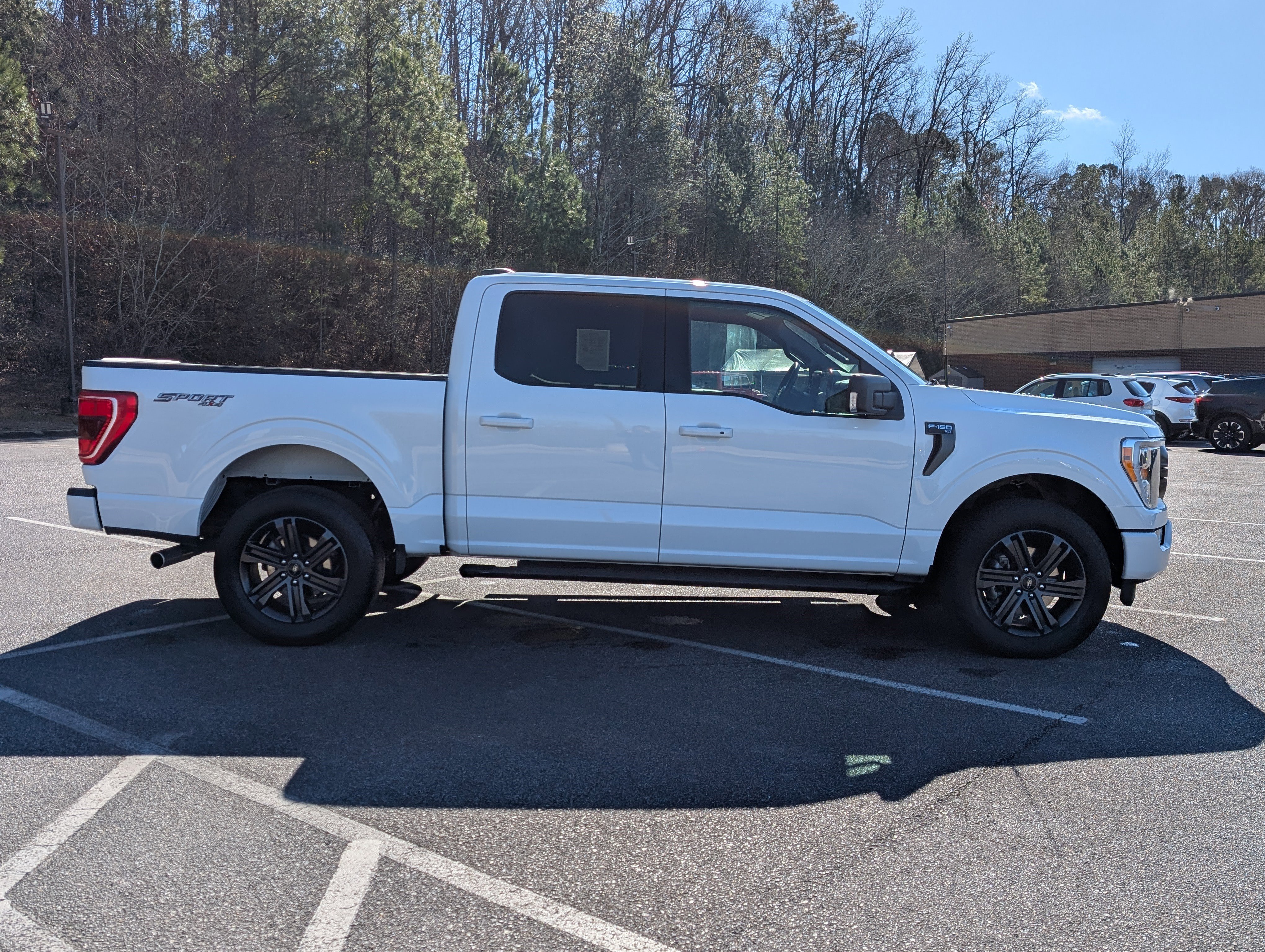 Used 2022 Ford F150 XLT w/ Equipment Group 302A High AWD/4WD image 10