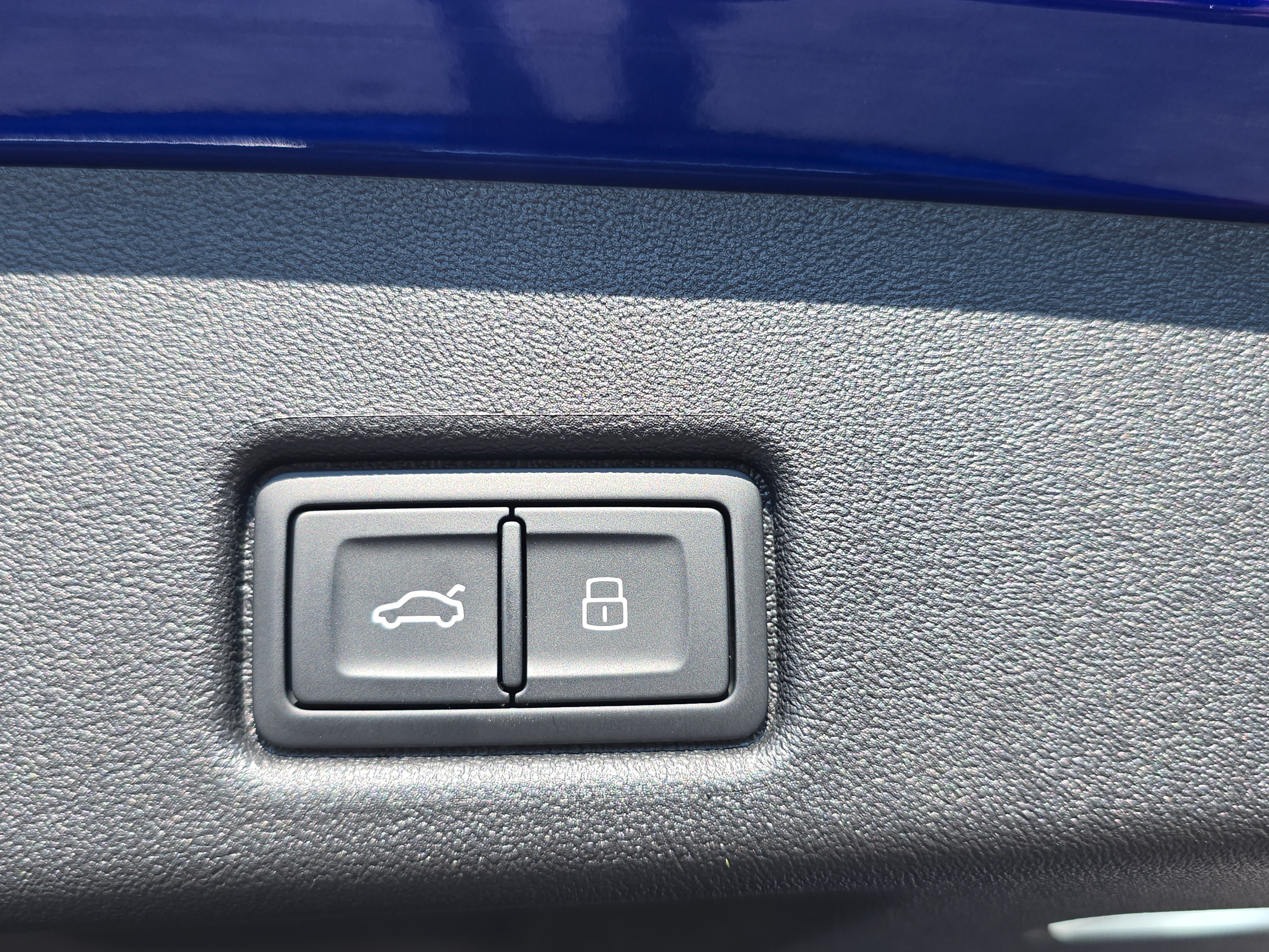 New 2026 Audi SQ5 Prestige AWD/4WD image 13