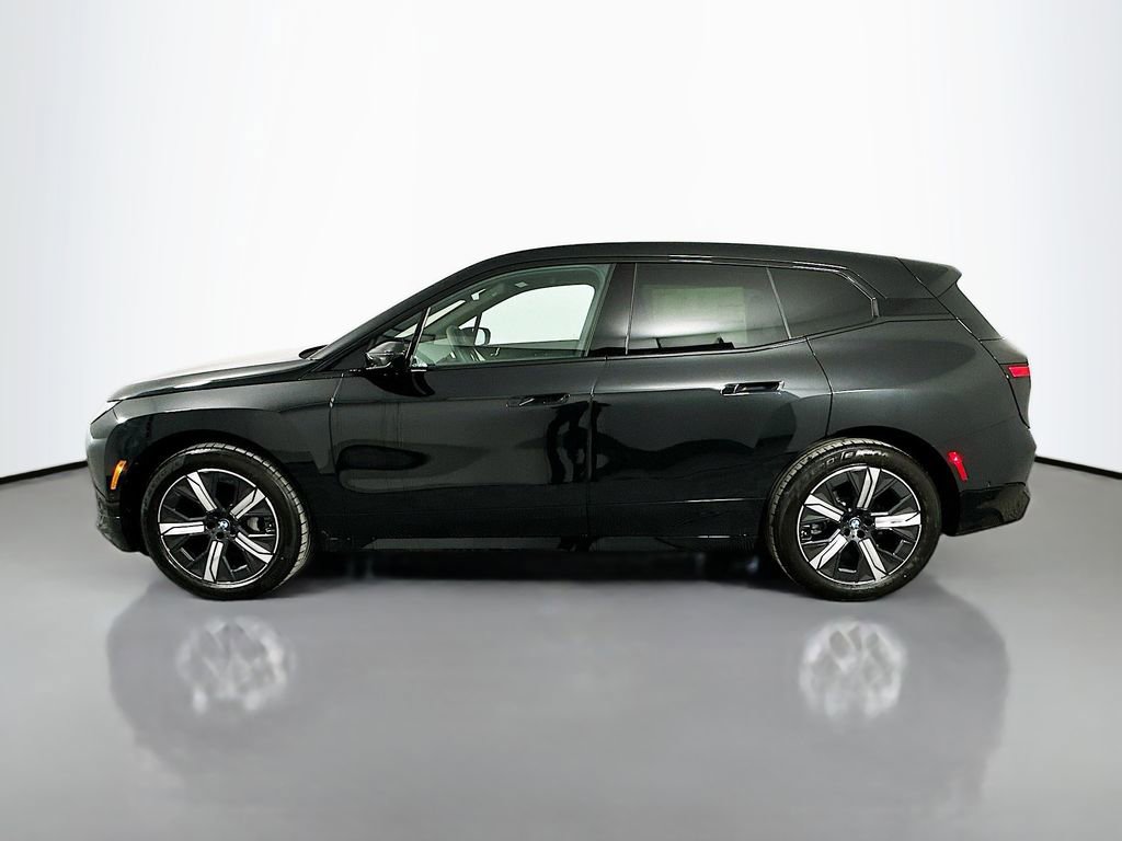 Used 2026 BMW iX xDrive60 image 8