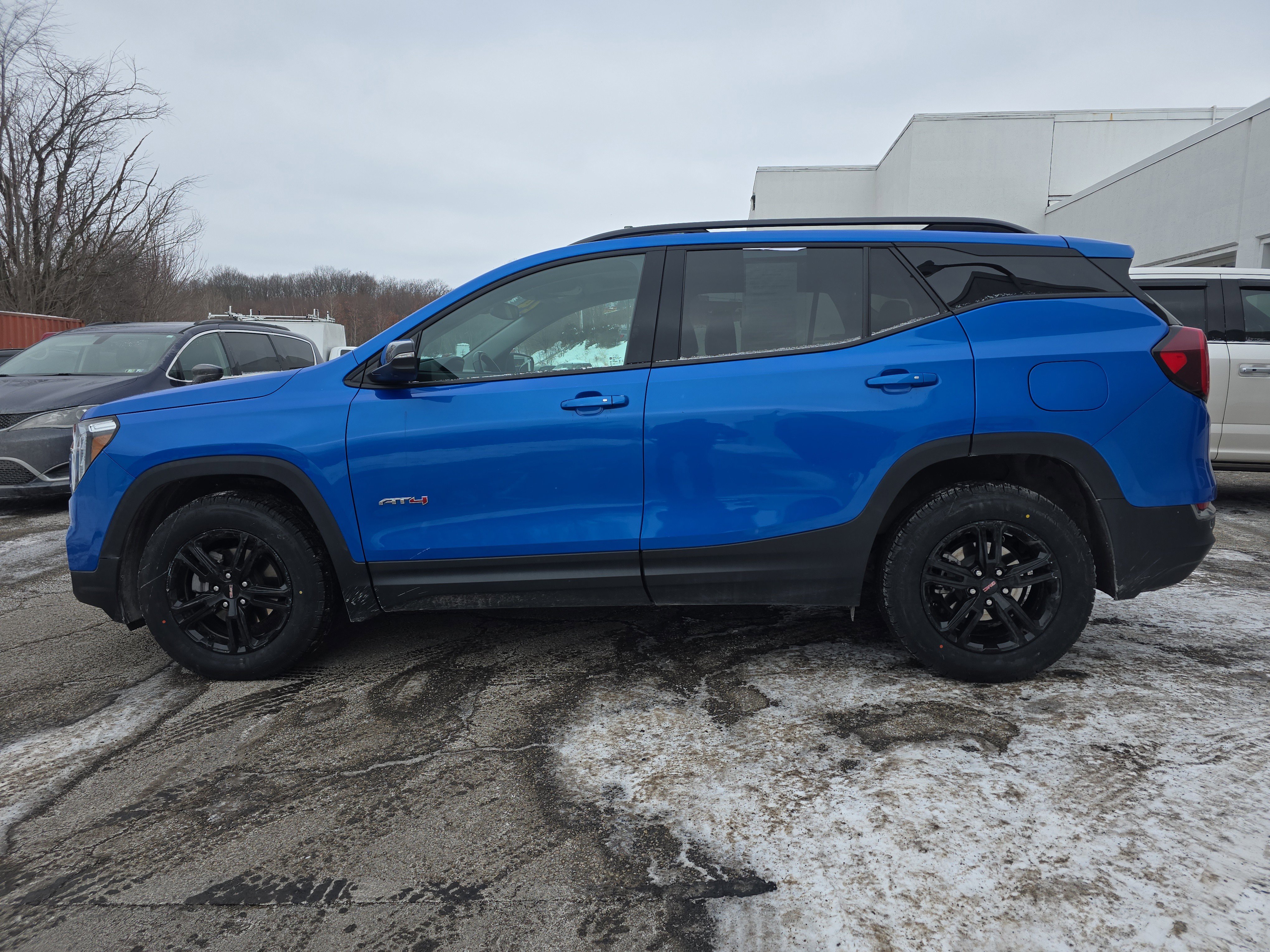 Used 2024 GMC Terrain AT4 w/ Infotainment Package II image 7