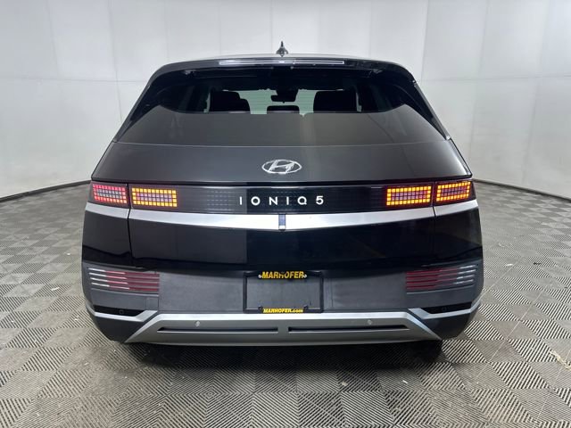 Used 2023 Hyundai Ioniq 5 SE w/ Cargo Package image 4
