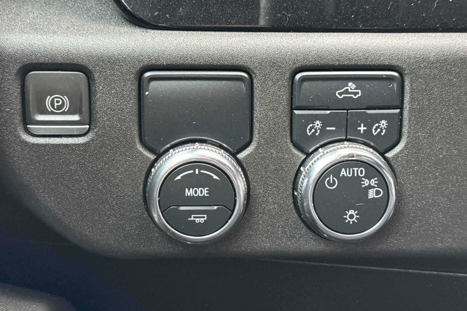 Used 2023 GMC Sierra 1500 SLE image 38