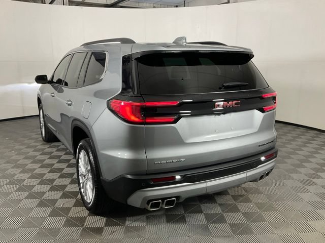 Used 2025 GMC Acadia Elevation w/ Elevation Premium Package FWD image 4