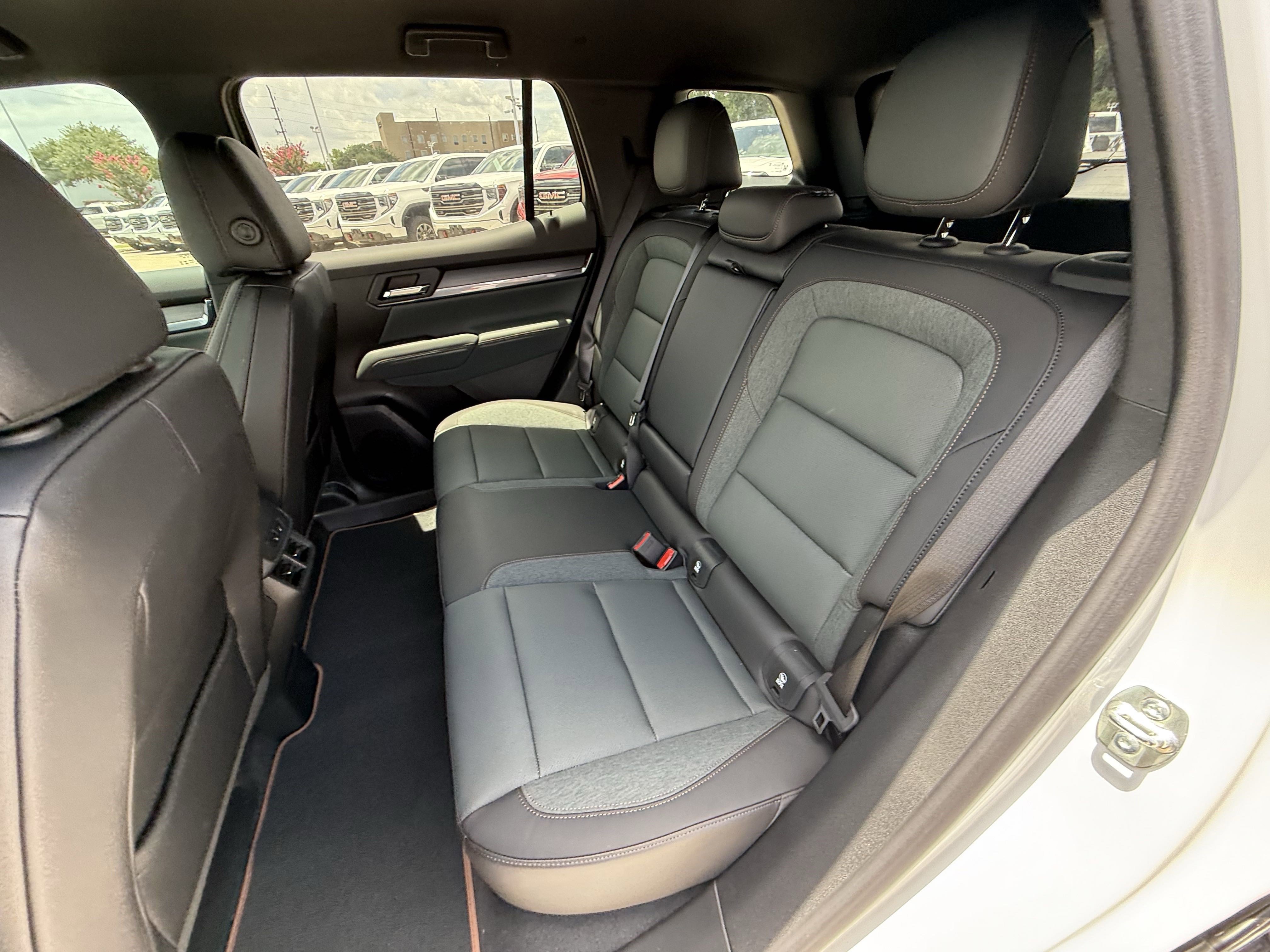 New 2026 GMC Terrain AT4 w/ Convenience Package III image 16