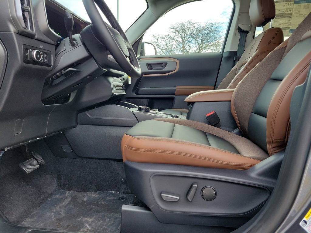 New 2025 Ford Bronco Sport Outer Banks w/ Outer Banks Tech Package+ image 17