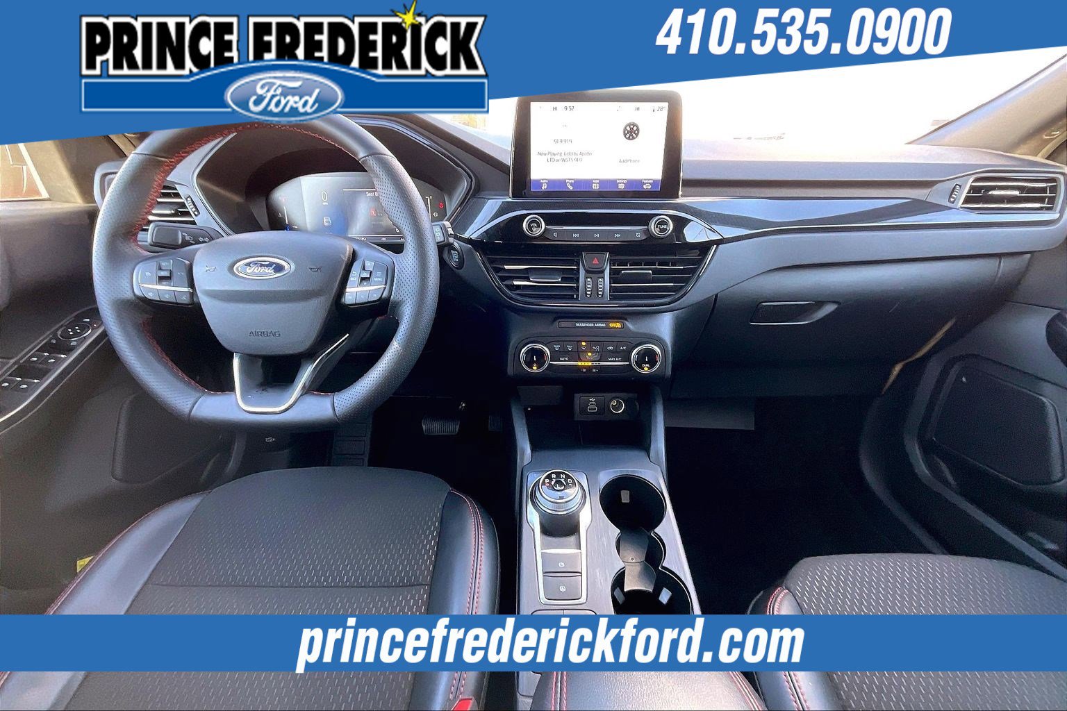 Used 2025 Ford Escape ST-Line image 13