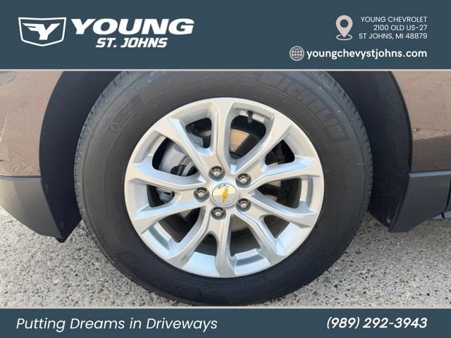Used 2020 Chevrolet Equinox LT w/ Driver Convenience Package FWD image 9