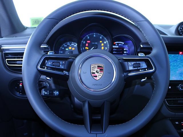 New 2026 Porsche Macan AWD/4WD image 16
