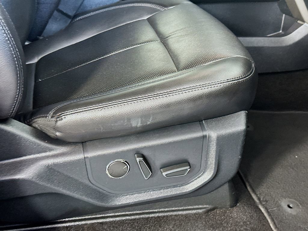 Used 2019 Ford Expedition XLT w/ Equipment Group 202A image 23