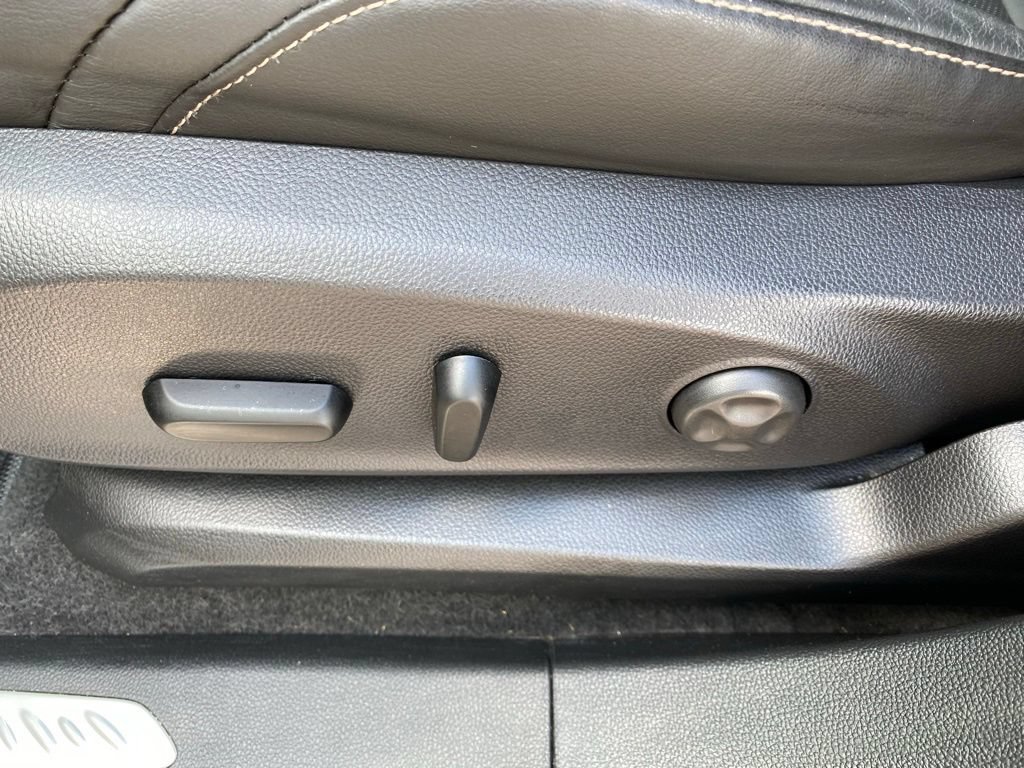 Used 2017 Buick Envision Premium AWD/4WD image 10