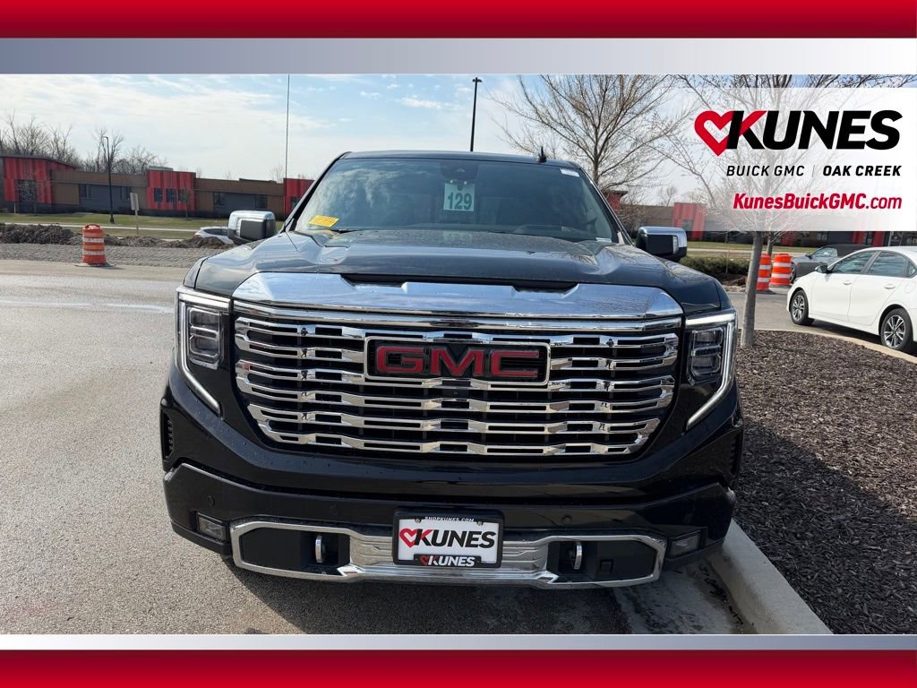 Used 2024 GMC Sierra 1500 Denali w/ Denali Reserve Package image 3