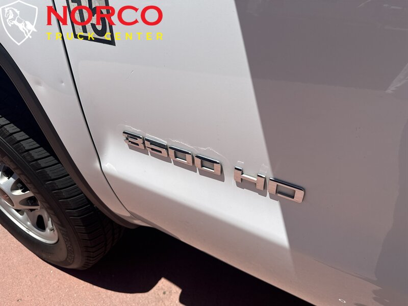Used 2016 GMC Sierra 3500 2WD Regular Cab image 11