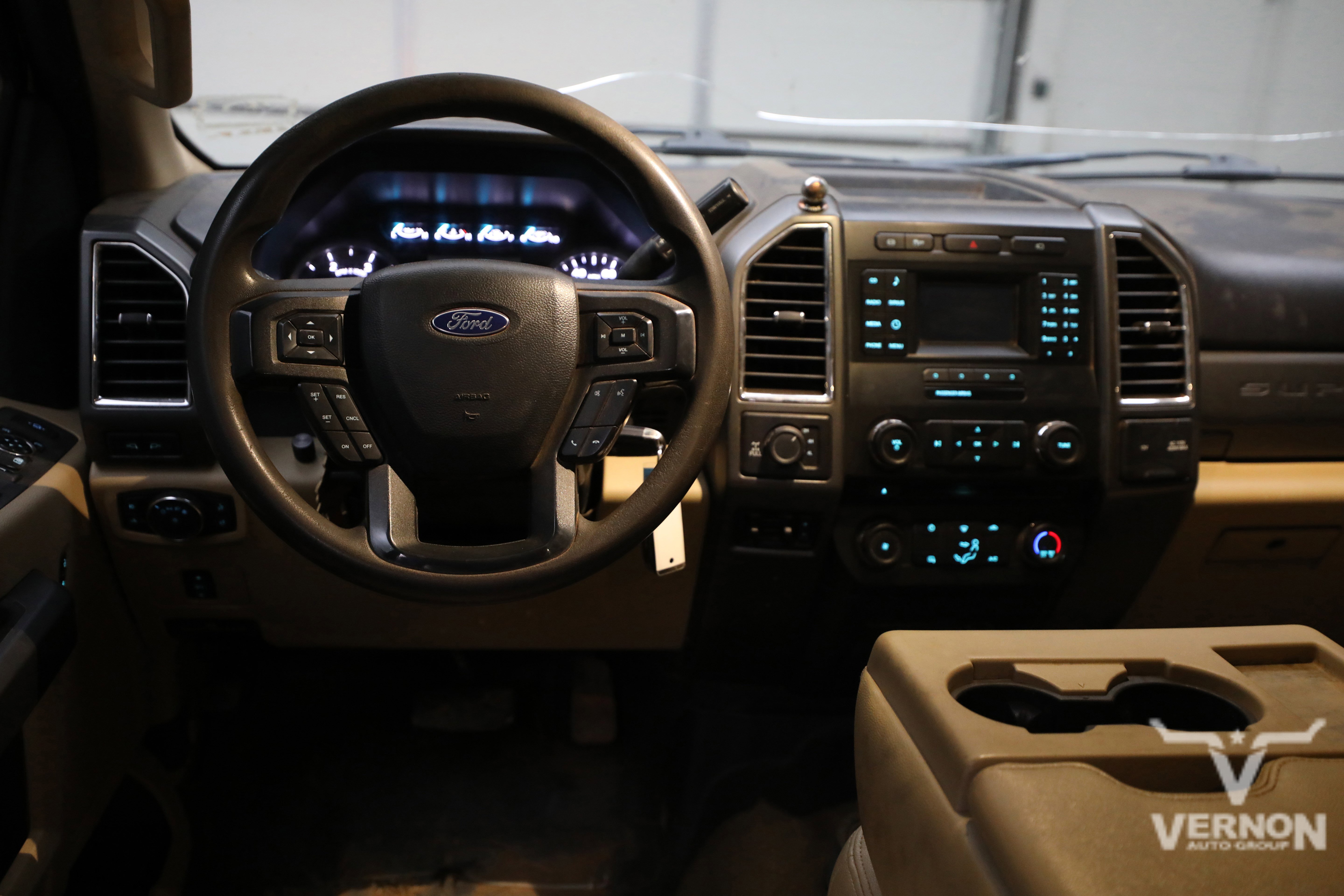 Used 2018 Ford F250 XLT w/ XLT Value Package image 8