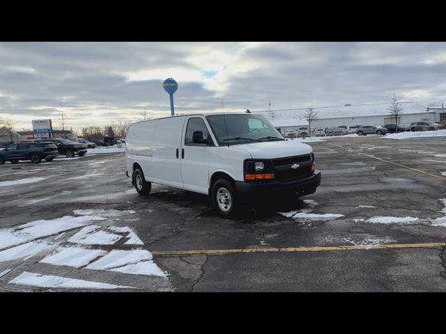 Used 2017 Chevrolet Express 3500 Extended image 24