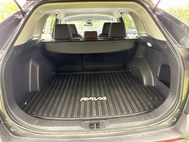 Used 2023 Toyota RAV4 LE AWD/4WD image 24
