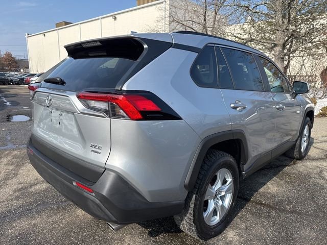 Used 2021 Toyota RAV4 XLE image 13