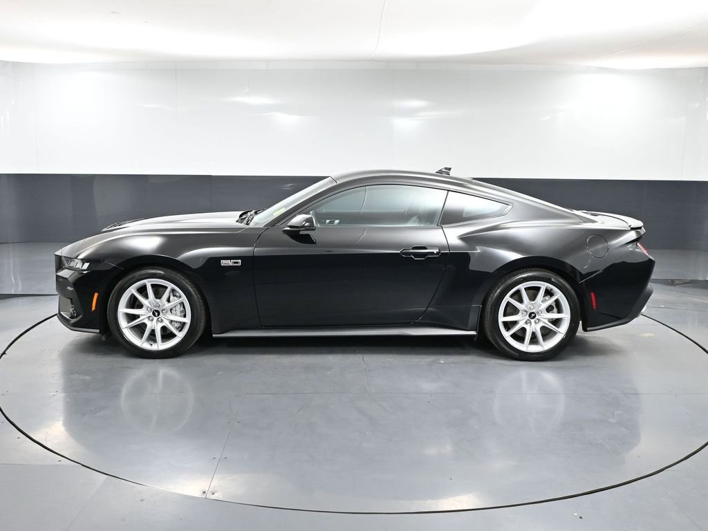 Used 2024 Ford Mustang GT Premium image 11