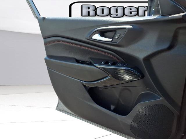 Used 2024 Chevrolet Trax RS w/ Sunroof Package FWD image 19
