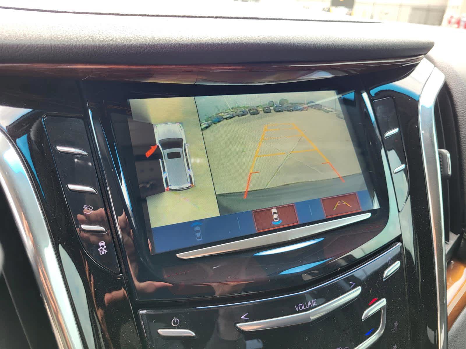 Used 2018 Cadillac Escalade 2WD image 22