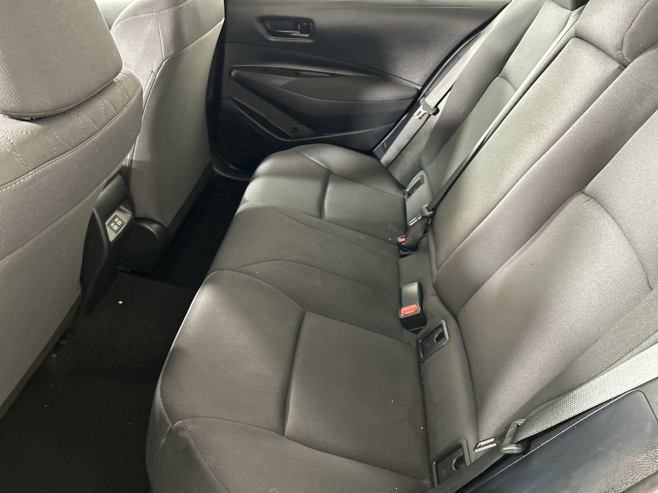 Used 2024 Toyota Corolla LE FWD image 23