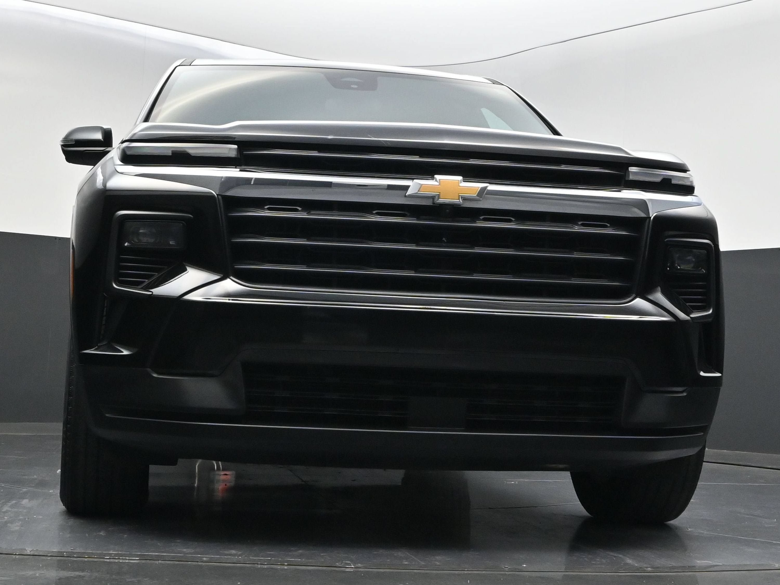 Certified 2024 Chevrolet Traverse LS FWD image 39