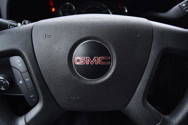 Used 2024 GMC Savana 2500 w/ Driver Convenience Package image 18