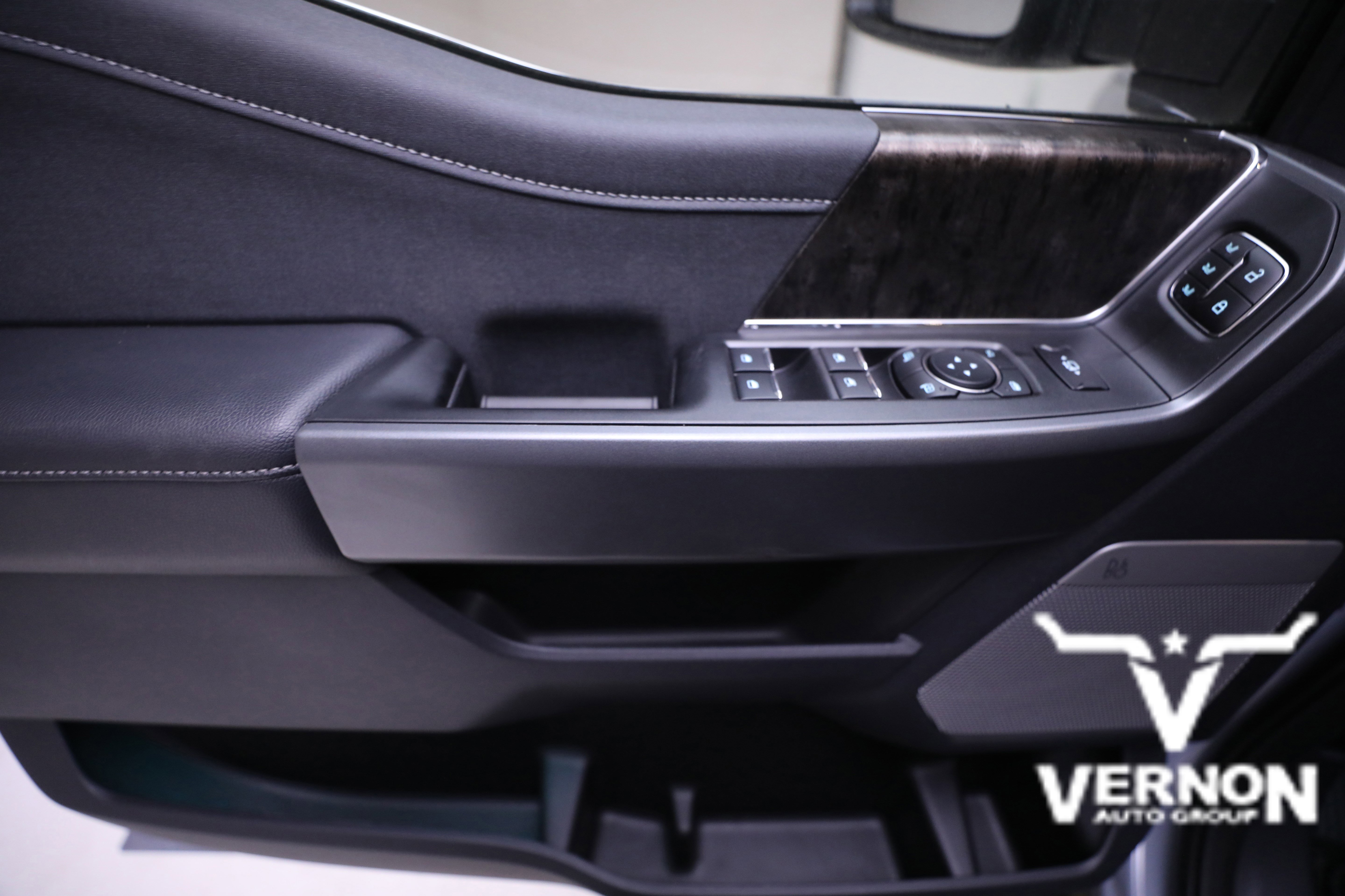 New 2026 Ford F250 Lariat w/ Chrome Package image 19