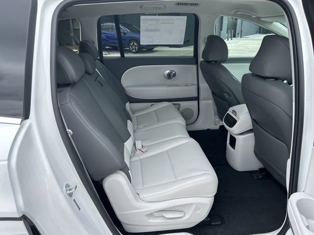New 2026 Hyundai Ioniq 9 SEL image 16